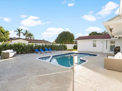 Amazing 5BR/3 Villa W/ Guest House, Heated Pool